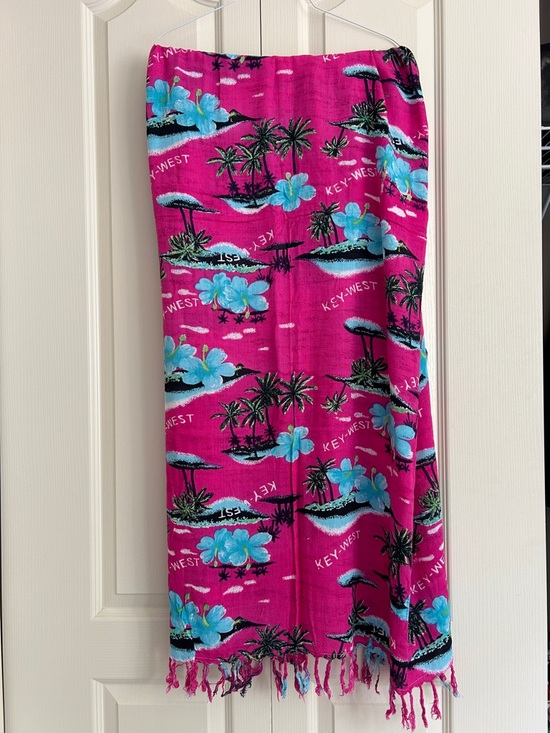 Source Unknown Other - Swim wrap/sarong